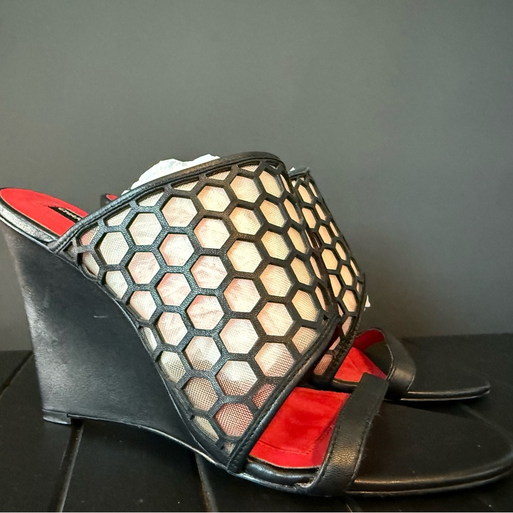 Charles Jourdan Paris red black wedges women’s 10